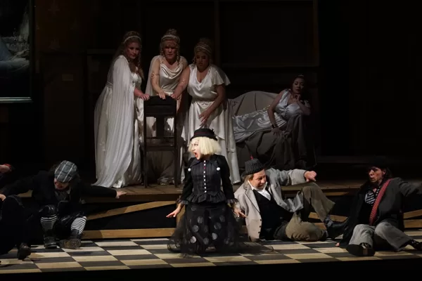 Theater Trier, R.Strauss: Ariadne auf Naxos; Zerbinetta 📷 Dirk Tenbrock, 2025